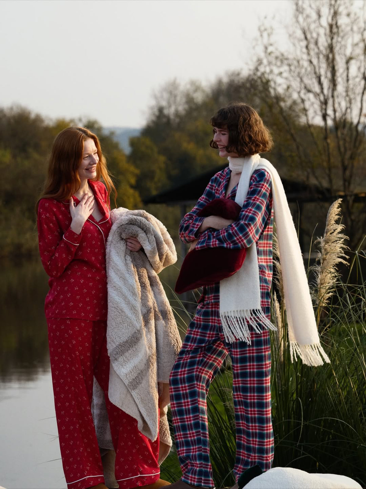 Leksy, Liza N, Yuliana and Julia