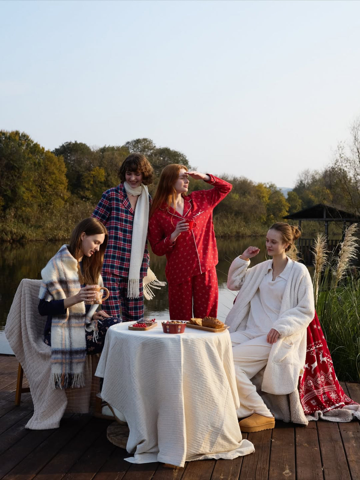 Leksy, Liza N, Yuliana and Julia