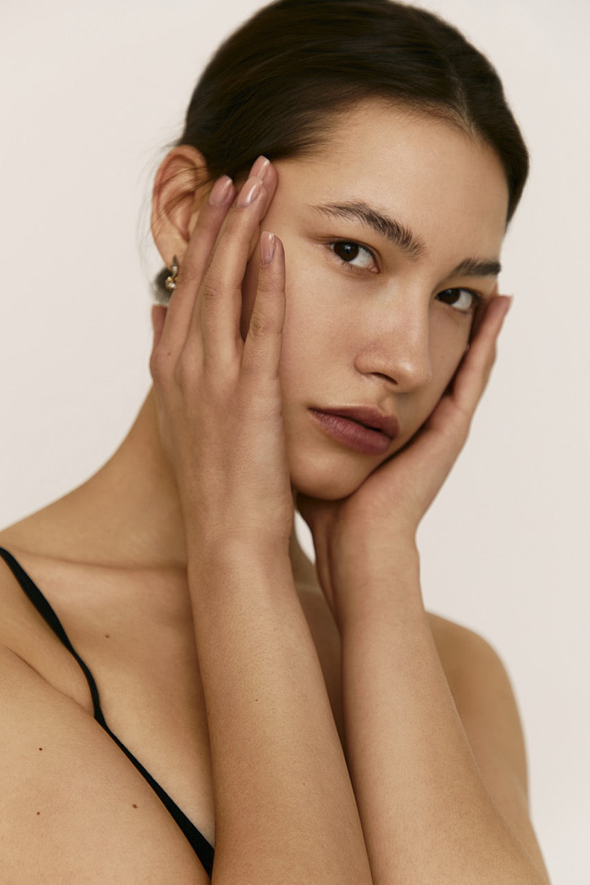 Alona