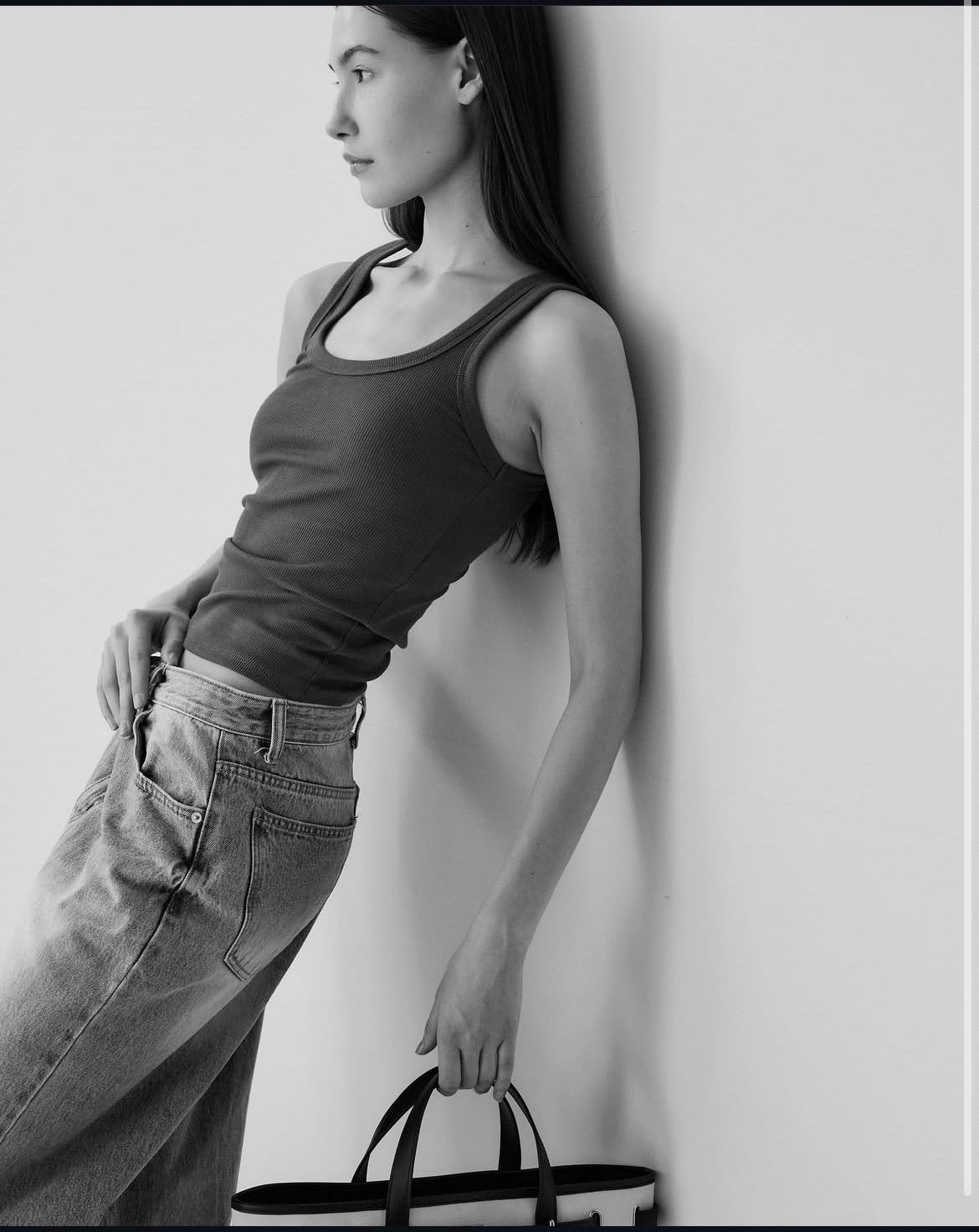 Alona