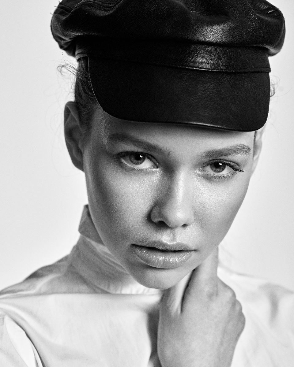VERONIKA A Gallery