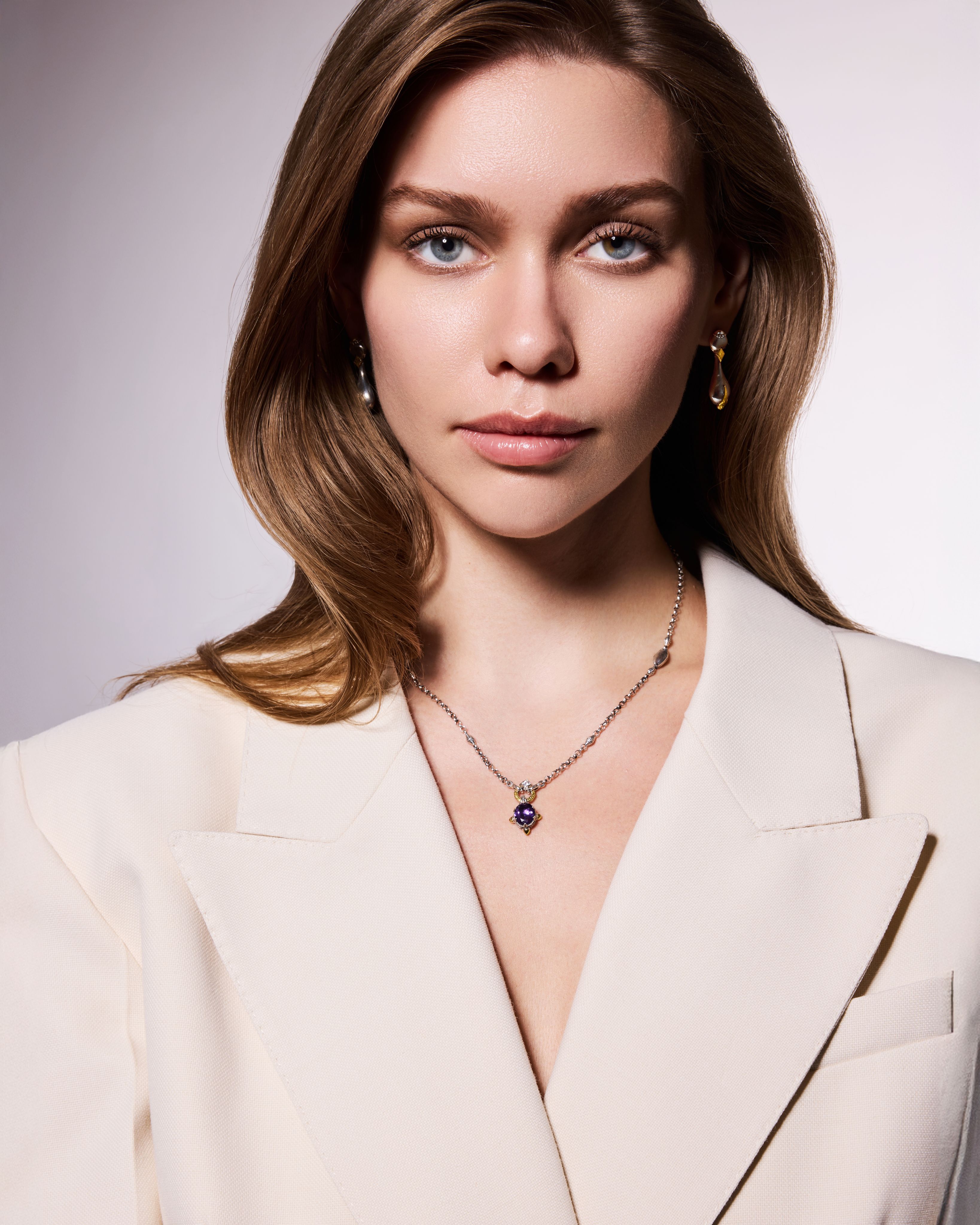 VERONIKA A Gallery