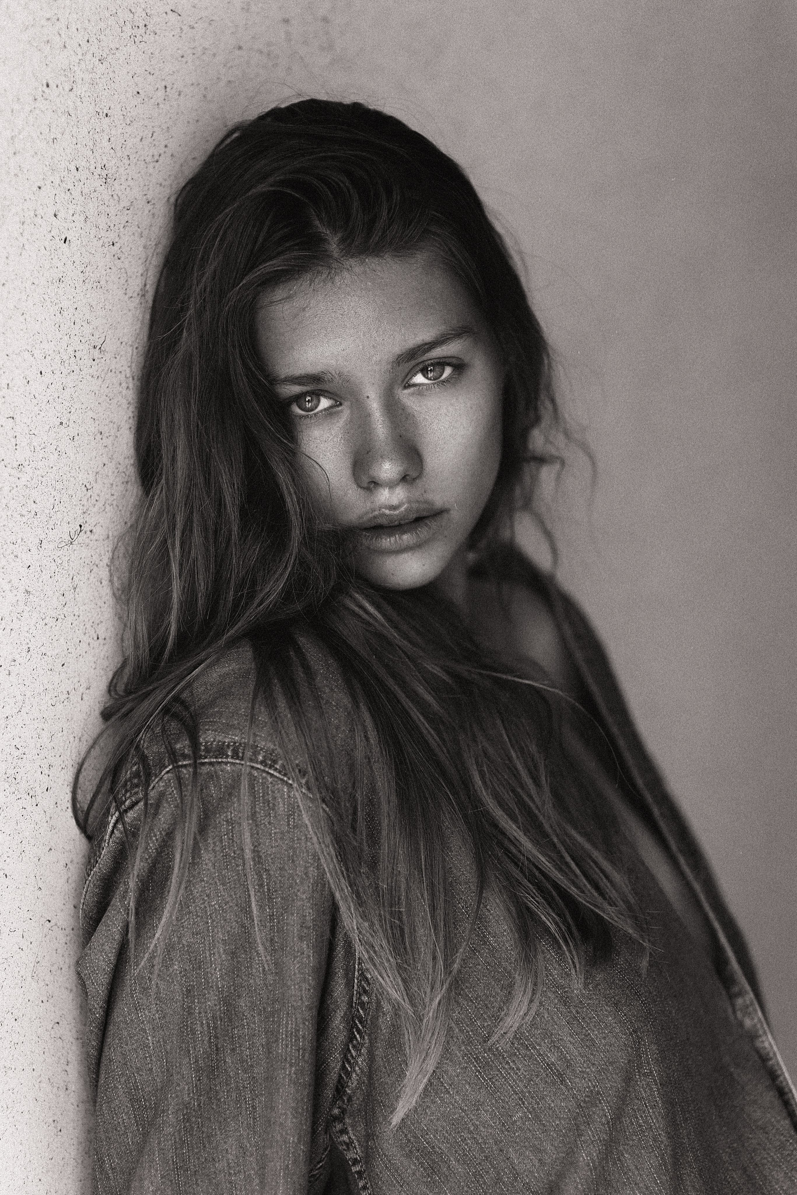 VERONIKA A Gallery