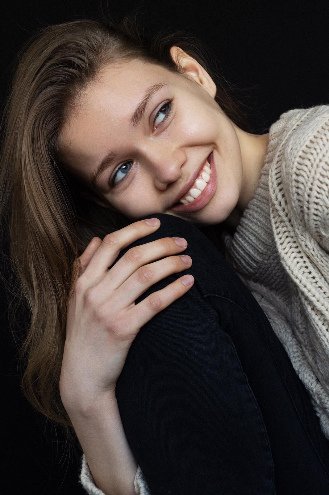 VERONIKA A Gallery