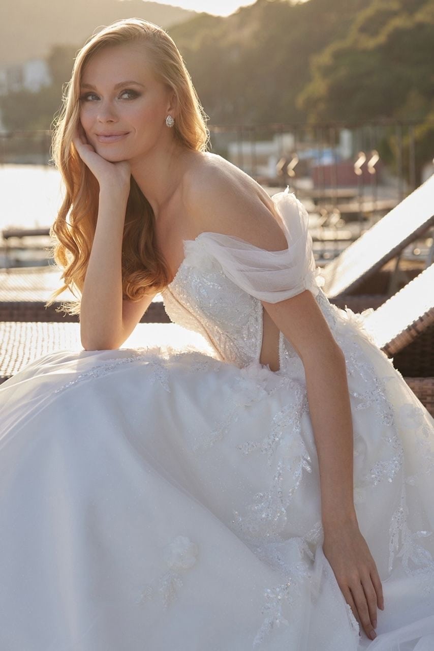 VERONIKA Gallery